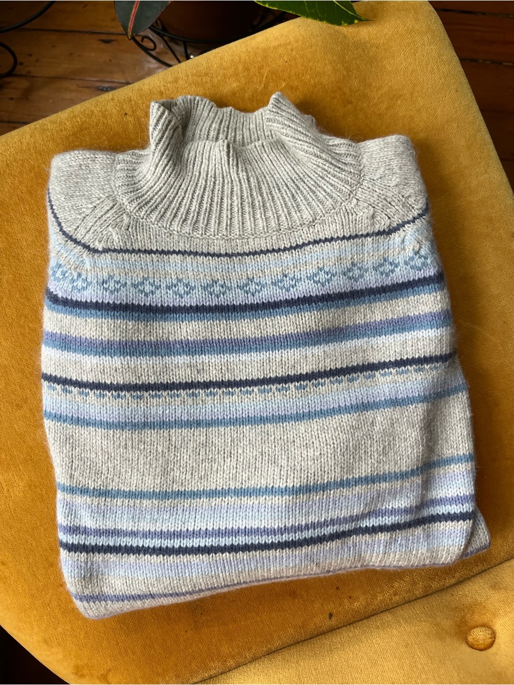 Covington Light Gray Turtleneck Sweater with Blue Stripes